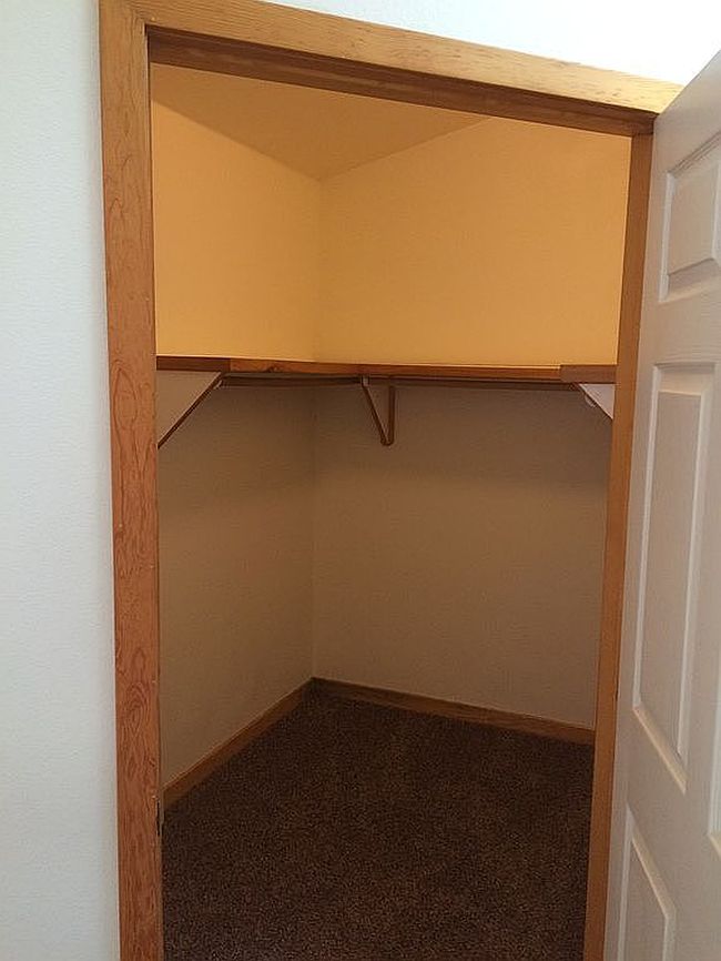 Additional photo 3 of property located at 41 Damascus Rd