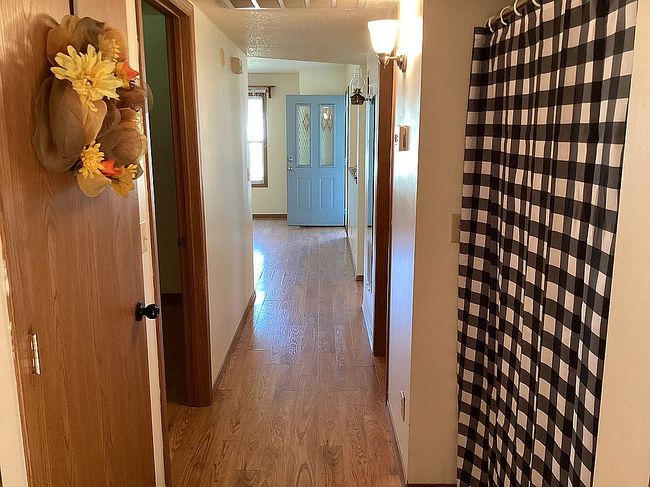 Photo of 701 Clarence St, Mountain View, AR