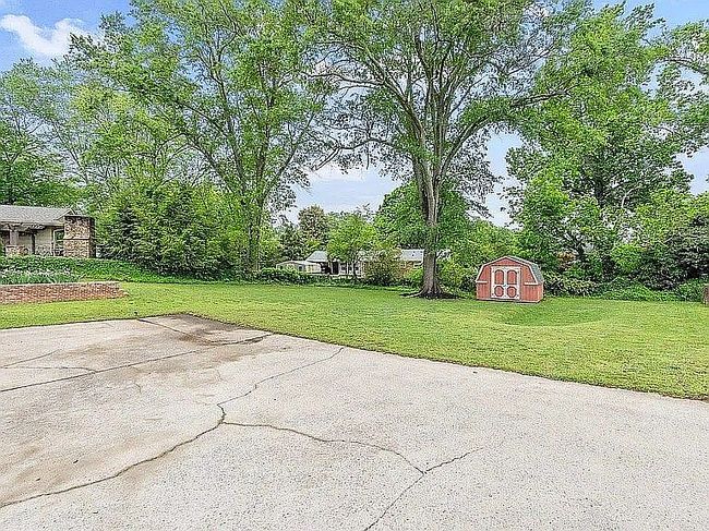 Photo of 703 Edwards Rd, Greenville, SC