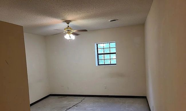 Photo of 1420 Russell Hollow Rd