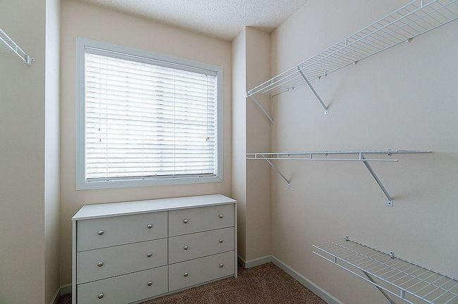 Image of 956 Acacia Dr Ne