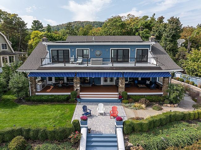 Photo of 9 Voorhis Point, Nyack, NY