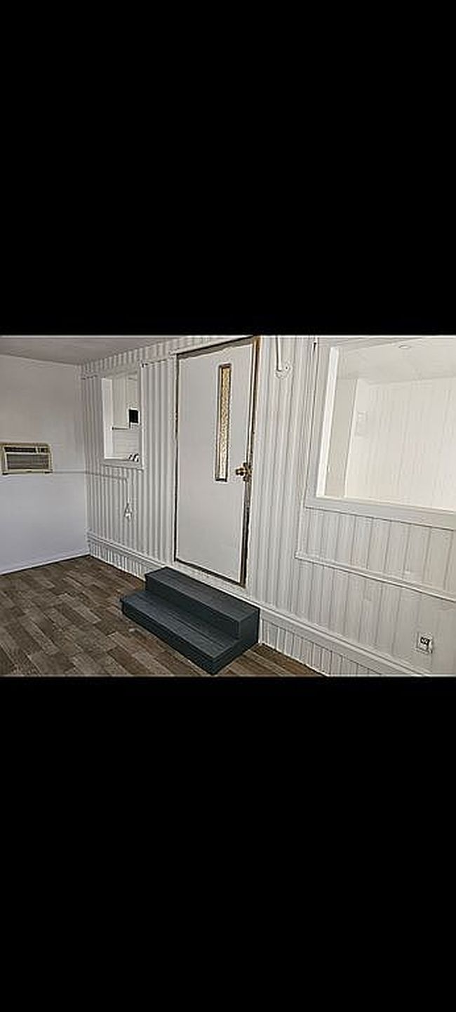 Additional photo 2 of property located at 1700 N Gateway Rd Trailer A2