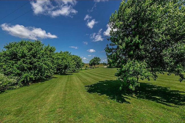 Image of 3412 S Pond Willow Ln