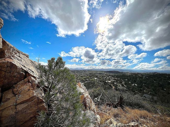 Additional photo 2 of property located at 1110 W Carlock Dr