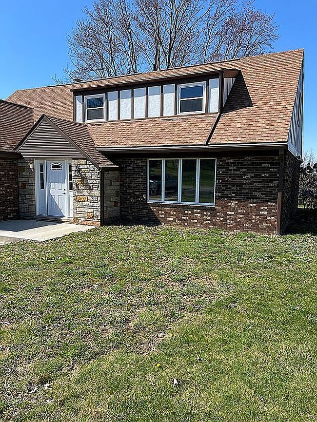 Image of 61 Hillside Dr