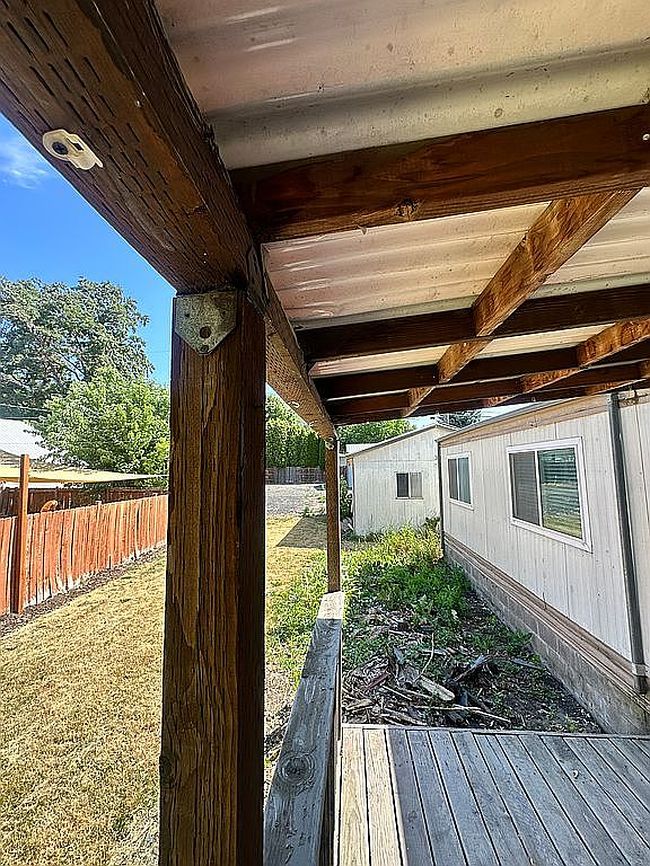 Photo of 737 S 4th St, Dayton, WA