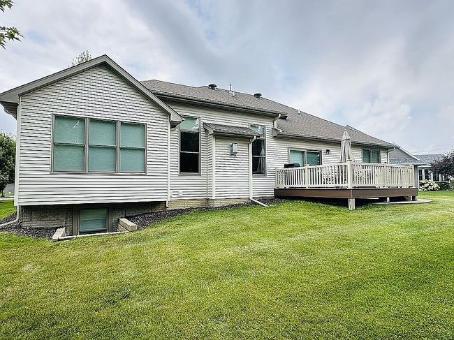 Photo of 6658 Blackberry Ln, Bettendorf, IA