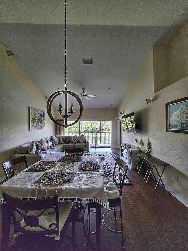 Image of 7661 Sweetbay Cir