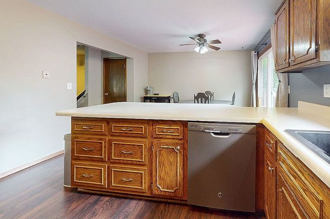 Photo of 1608 S Melanie Ln, Sioux Falls, SD