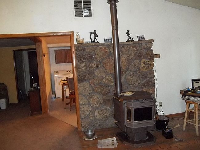 Photo of 825 Northpointe Dr, Riverton, WY