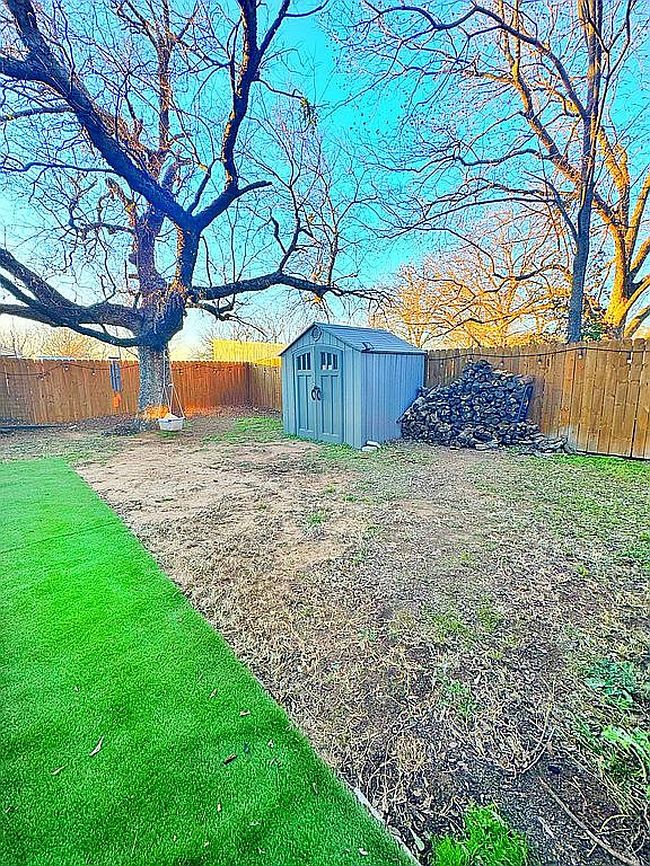 Image of 207 Newton St