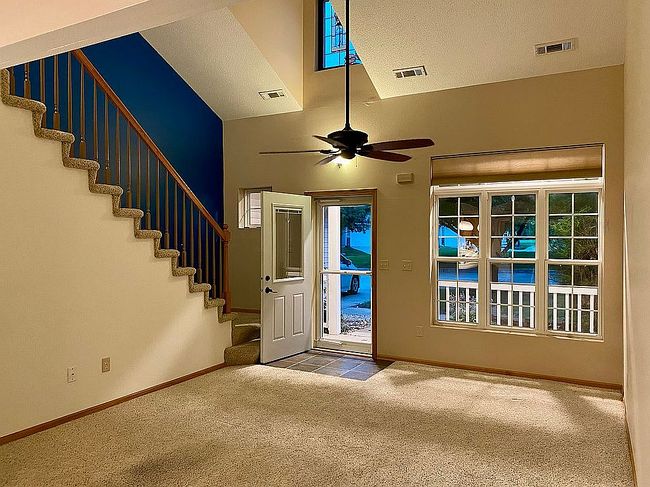 Additional photo 1 of property located at 1117 Nw Prairie Ridge Dr