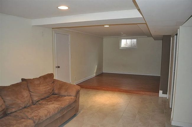 Photo of 230 Marietta Ave, Iowa City, IA