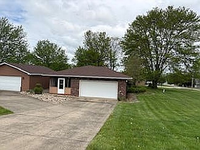 Image of 107 Sequoia Dr