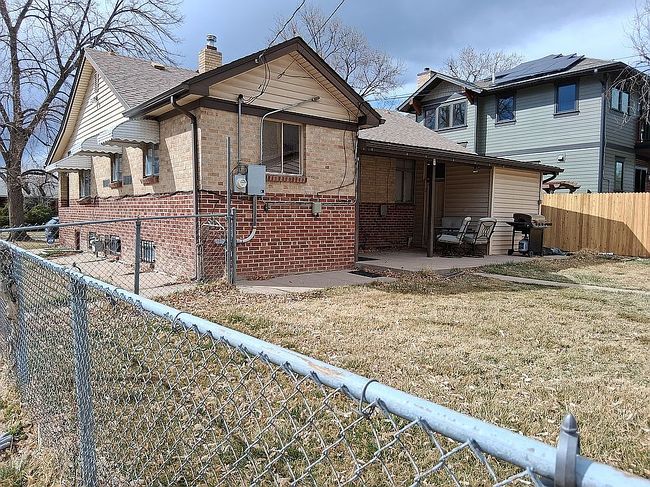 Image of 2200 Osceola St
