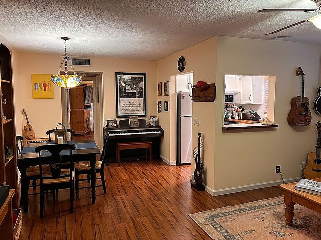 Image of 117 Farnham E