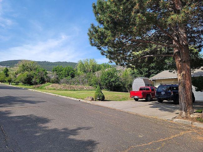 Image of 710 Hillcrest Dr