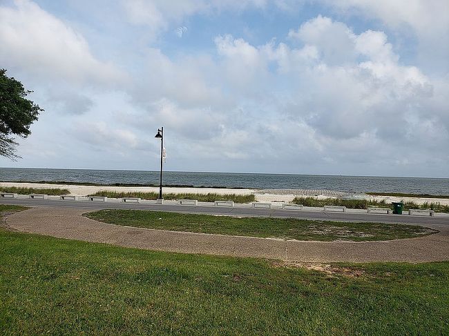 Photo of 1607 Beach Blvd, Pascagoula, MS