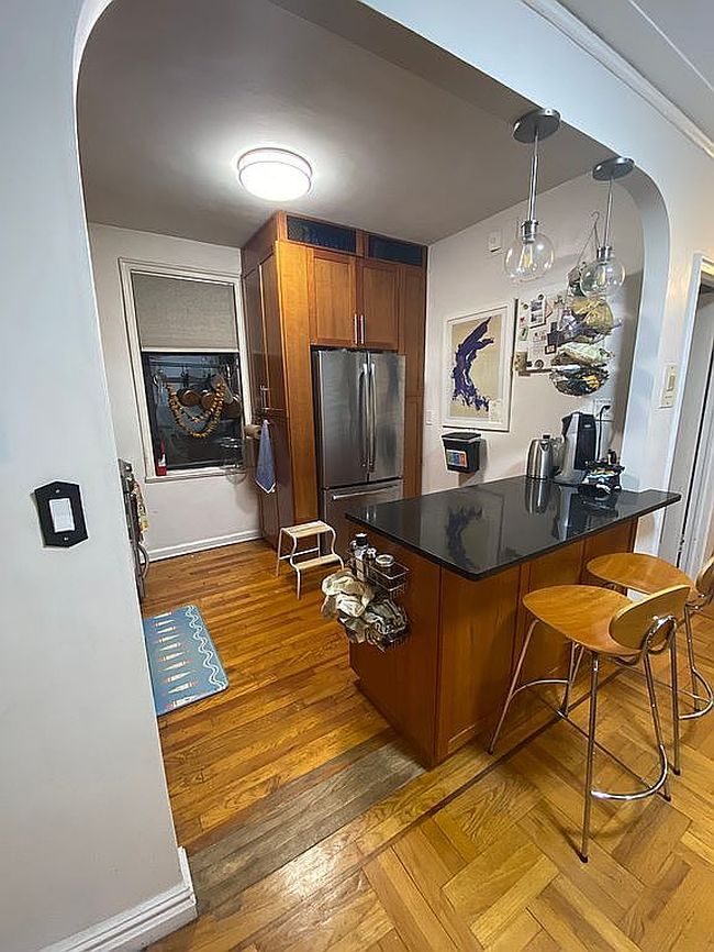 Additional photo 1 of property located at 60 Cooper St Apt 1D