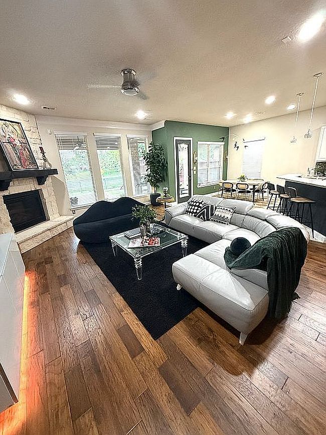 Photo of 18751 Fairmont Springs Ct, Cypress, TX