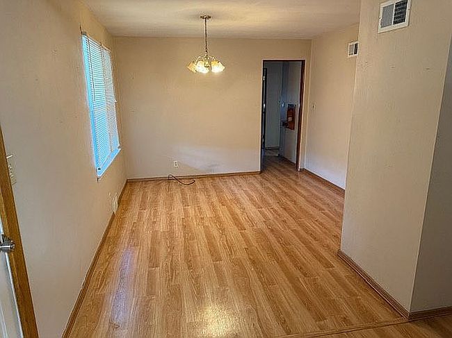 Photo of 329 Elmwood Blvd, Jackson, MO