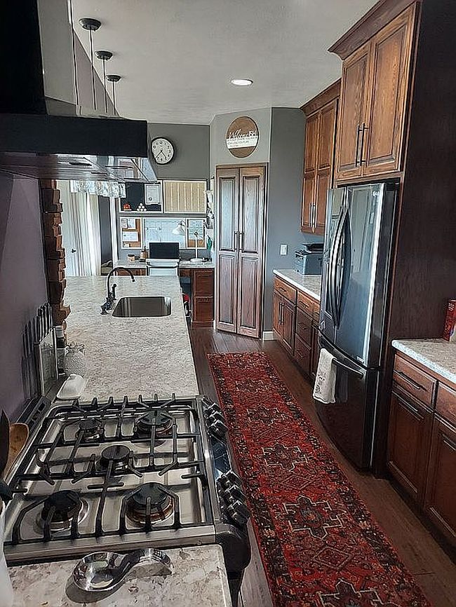 Photo of 405 Lakeview Dr, Platte, SD