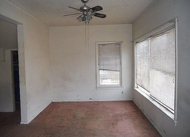 Image of 1107 W 13th St
