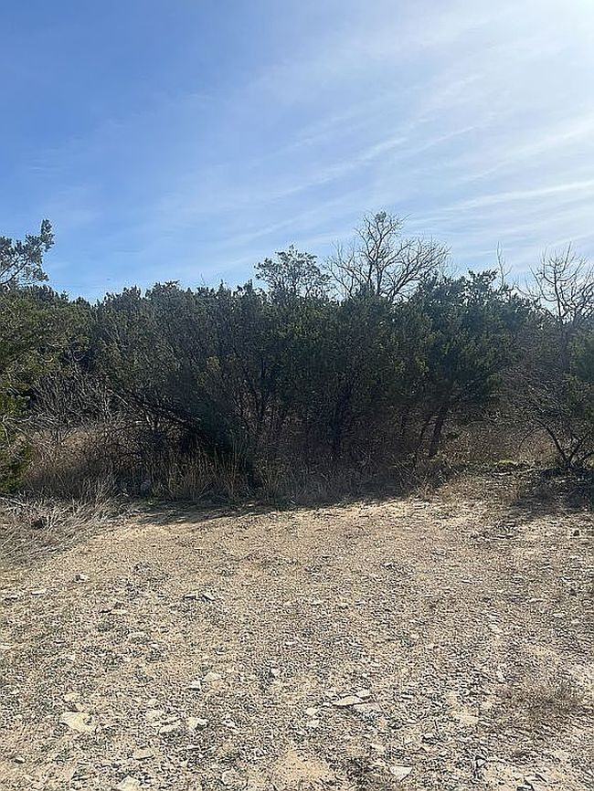 Photo of 2311 Angelina St, Granbury, TX