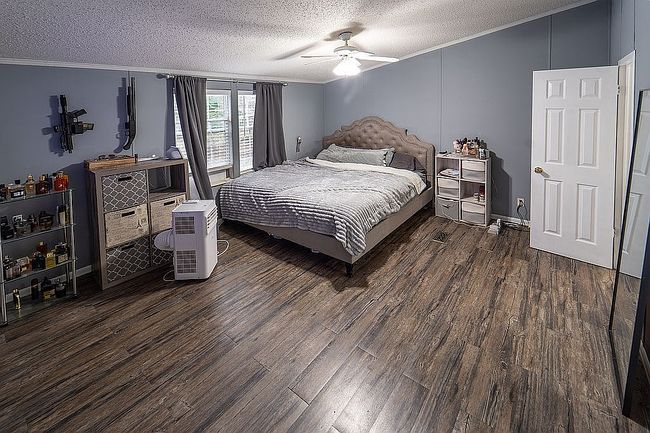 Image of 10273 Redwood Cir