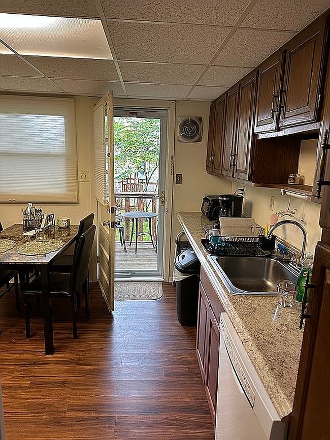 Image of 14 Essex St