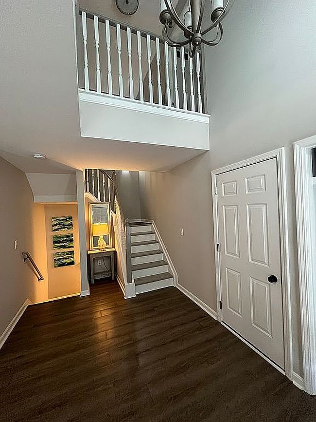 Image of 812 Highgate Dr