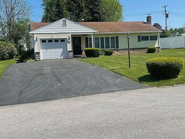 Photo of 444 W Pauline Dr, Clearfield, PA