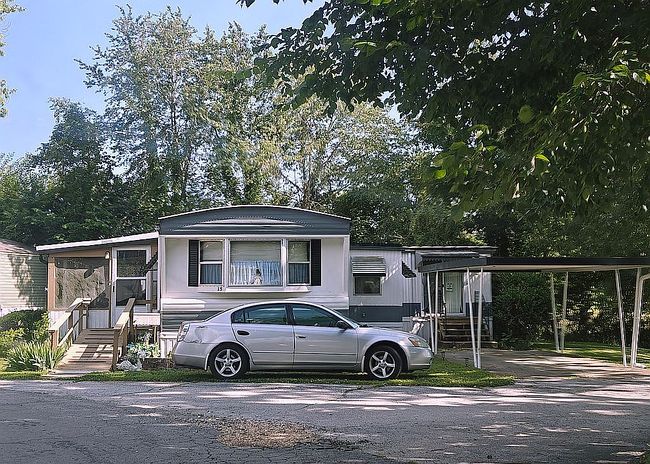 Photo of 15 Goldfinch Dr, Forsyth, MO