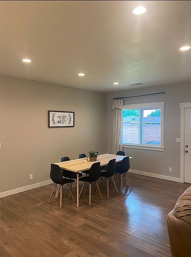 Photo of 149 W Sedona Valley Rd, Kanab, UT