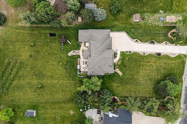 Image of 5857 Wells Ln