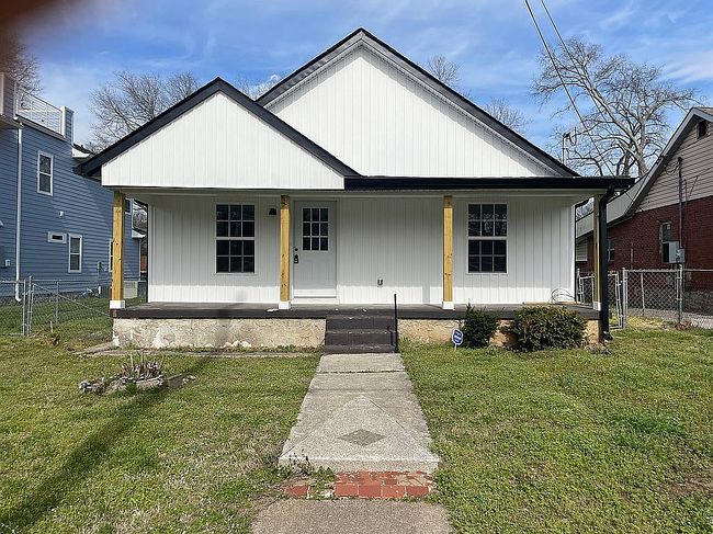 Photo of 1612 14th Ave N, Nashville, TN