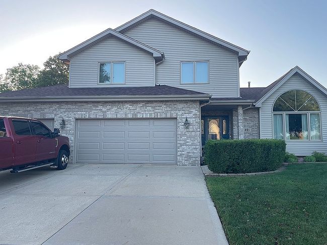 Photo of 401 Rock Creek Dr, Manteno, IL