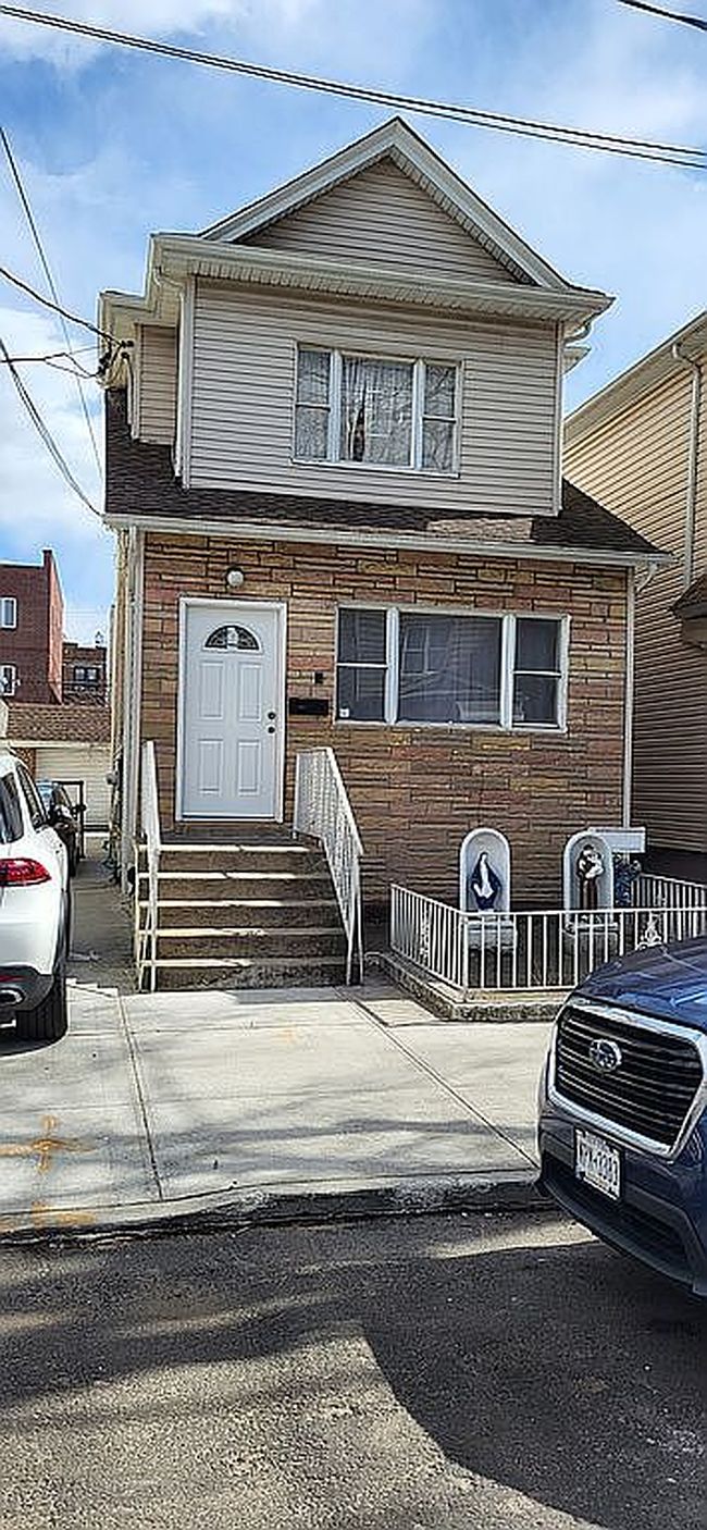 Photo of 2117 E 13th St, Brooklyn, NY