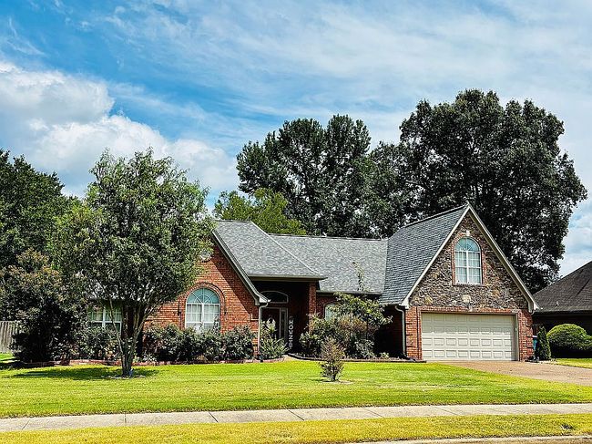 Photo of 266 Bradford Trail Dr, Collierville, TN