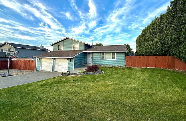 Photo of 2404 Mark Ave, Richland, WA