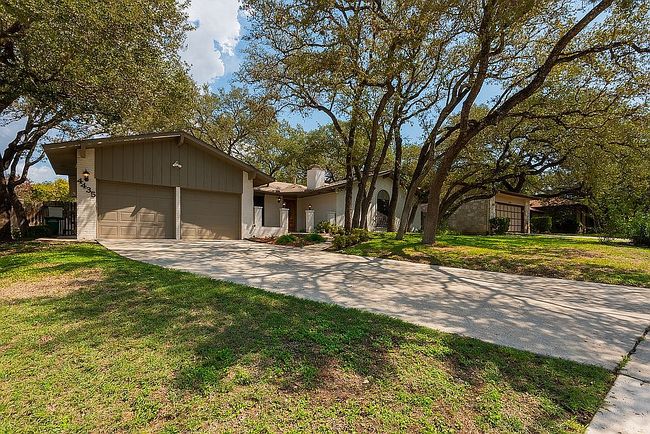 Photo of 4435 Huntington Woods St, San Antonio, TX