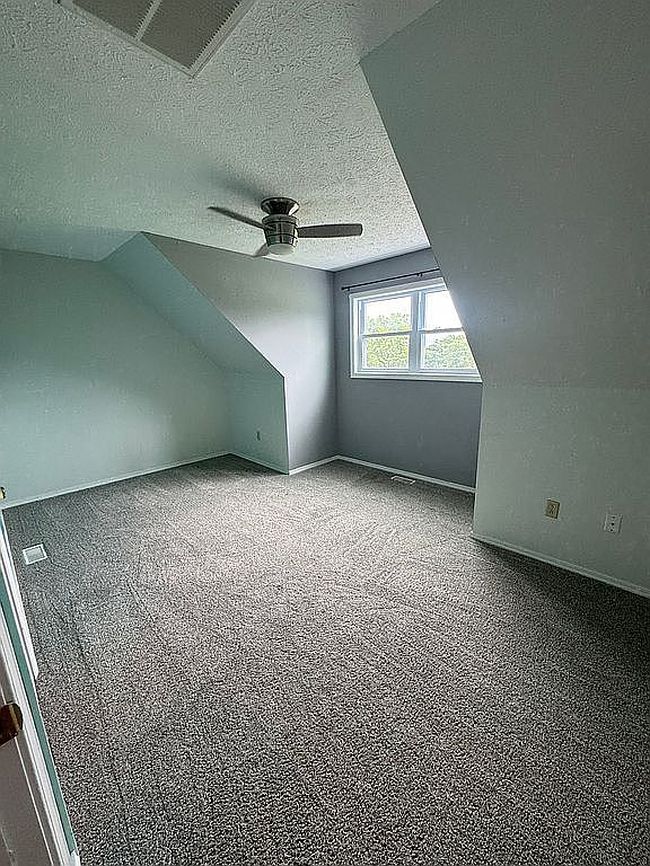 Photo of 257 Boyd Ln, Bedford, IN