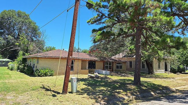 Photo of 530 W Waco Ave, Cooper, TX