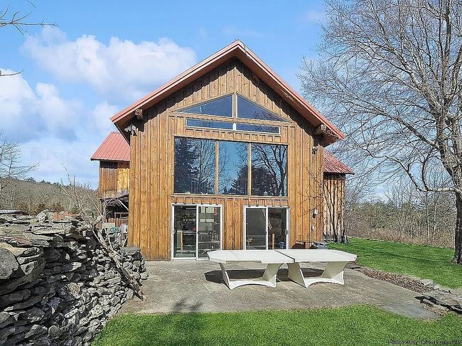 Image of 31 Fawn Ln