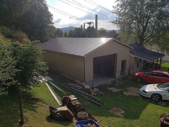 Photo of 606 Court Ln, Saint Marys, WV