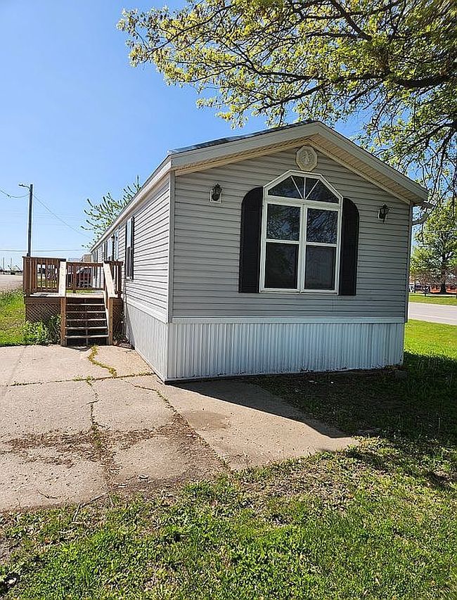 Image of 1415 S B St Lot 35