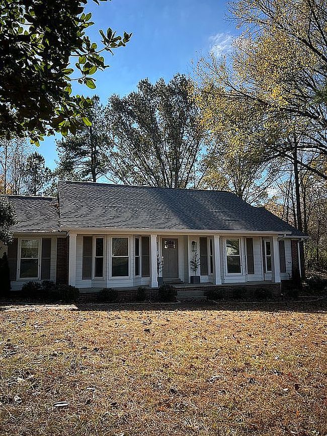 Image of 40 Plainsfield Pl