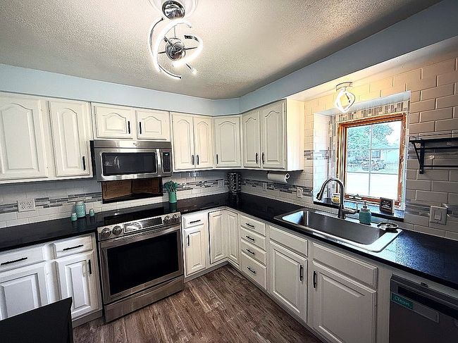 Photo of 510 Elm St, Farmington, MN