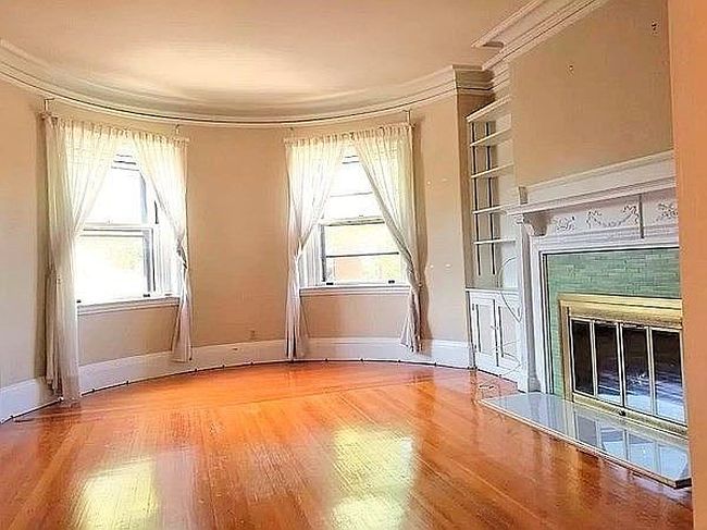 Photo of 119 Park St Apt 7, Brookline, MA